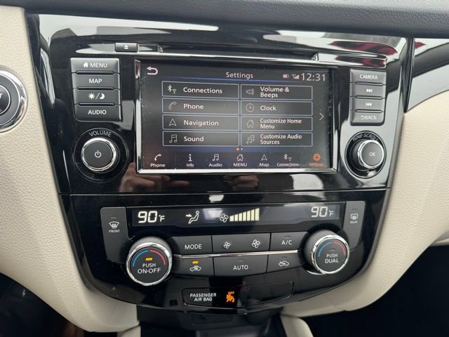 Used 2022 Nissan Rogue Sport SL w/ Premium Package image 10