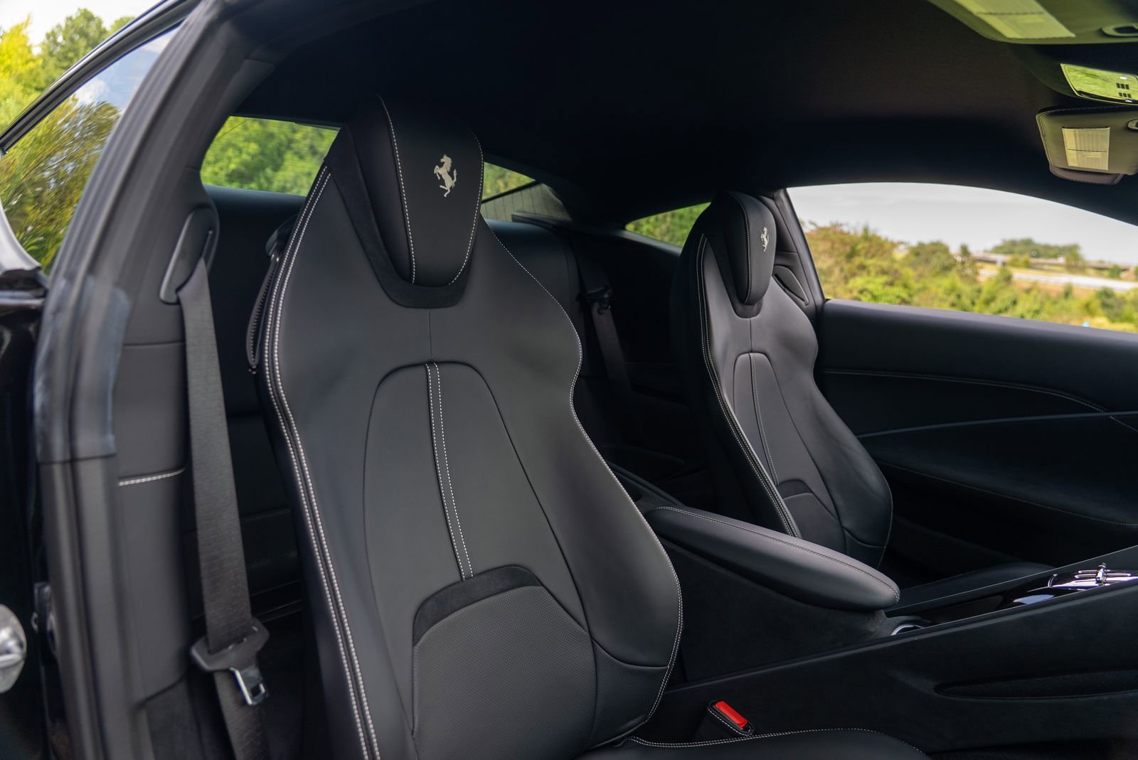 Certified 2022 Ferrari Roma image 46