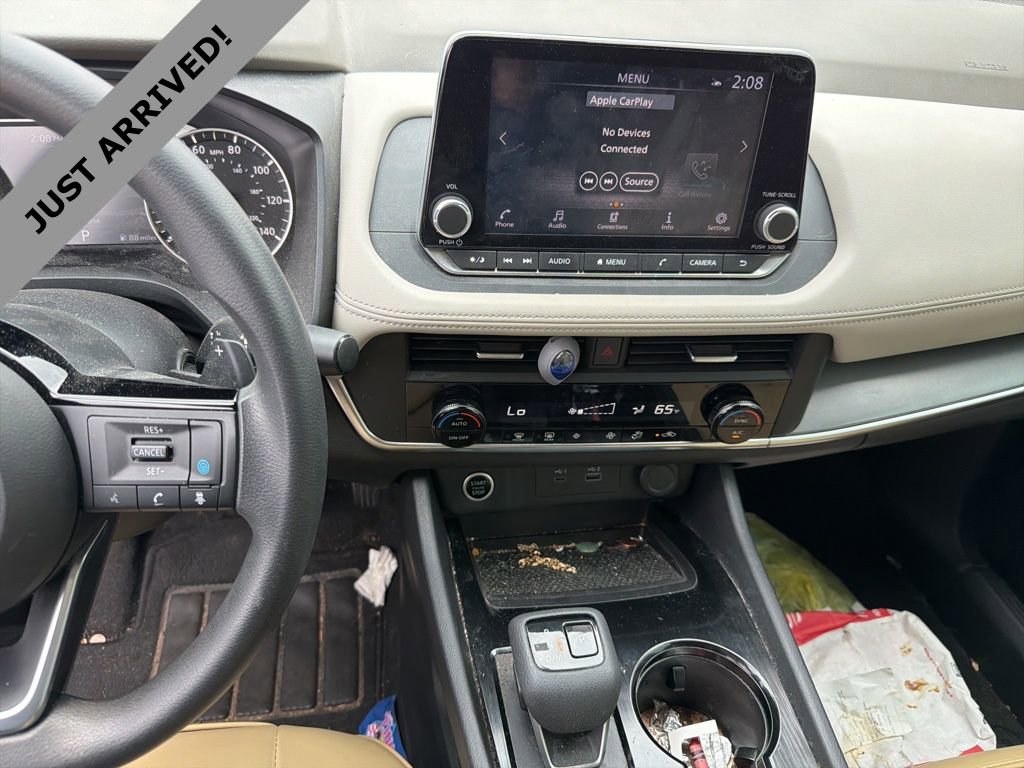 Certified 2023 Nissan Rogue SV image 12