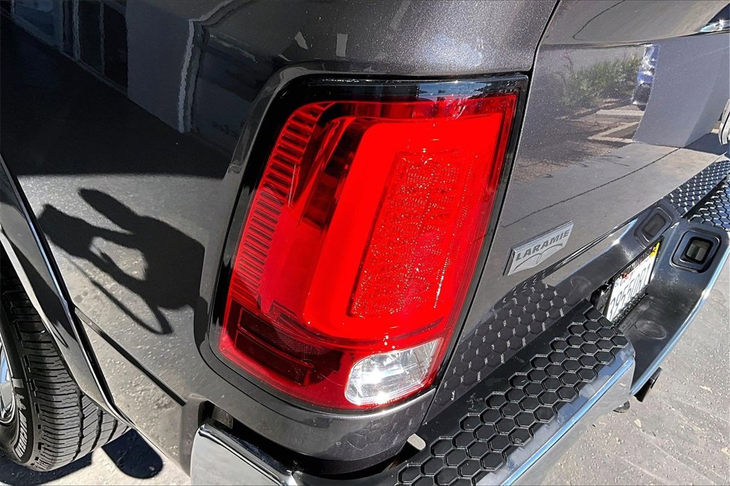 Used 2015 RAM 1500 Laramie w/ Convenience Group image 24