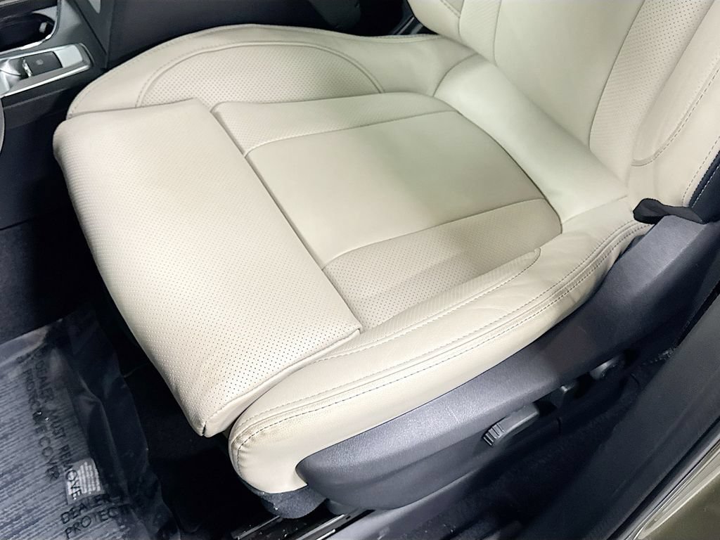 New 2026 Subaru Ascent Limited AWD/4WD image 18