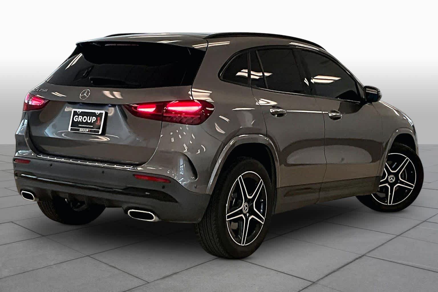Used 2025 Mercedes-Benz GLA 250 image 12