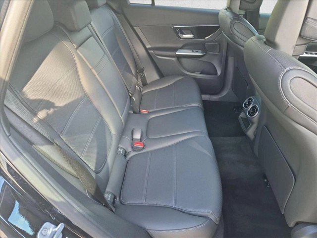 Certified 2026 Mercedes-Benz GLC 300 image 21