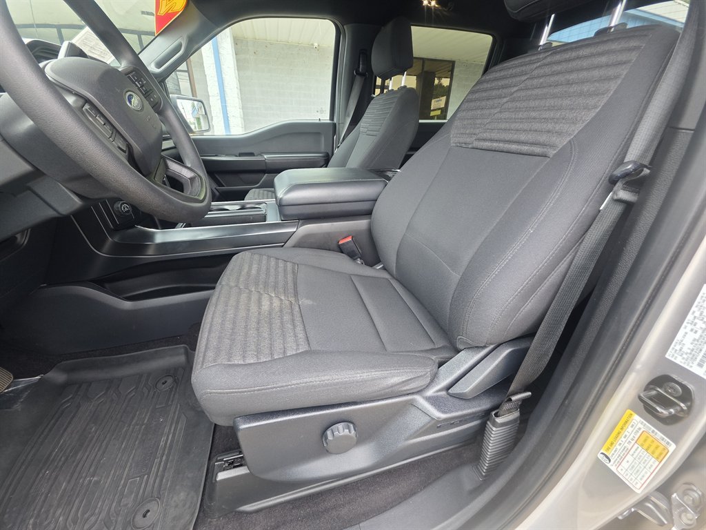 Used 2021 Ford F150 XL w/ STX Appearance Package RWD image 9