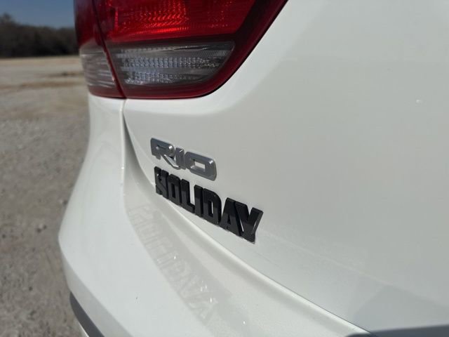 Used 2023 Kia Rio LX image 7