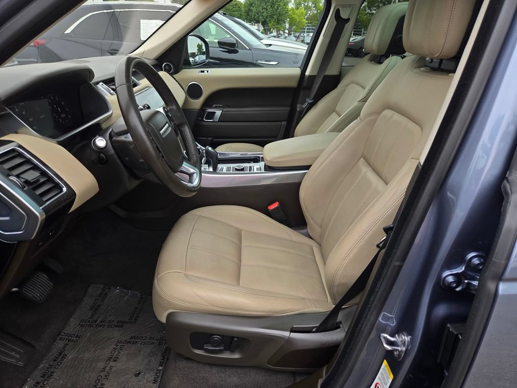 Used 2019 Land Rover Range Rover Sport SE AWD/4WD image 17