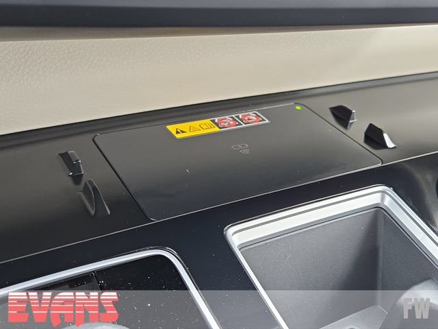 New 2026 Toyota Sienna Platinum AWD/4WD image 11