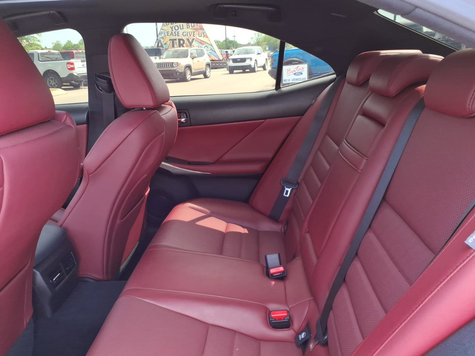 Used 2016 Lexus IS 200t RWD image 13