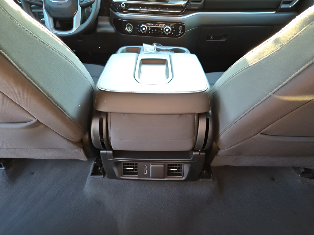 Used 2024 GMC Sierra 1500 Elevation RWD image 29