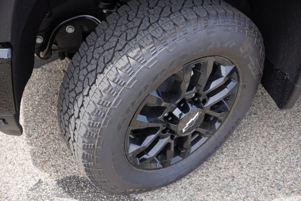 New 2026 Chevrolet Silverado 2500 LT w/ Trail Boss Package AWD/4WD image 9