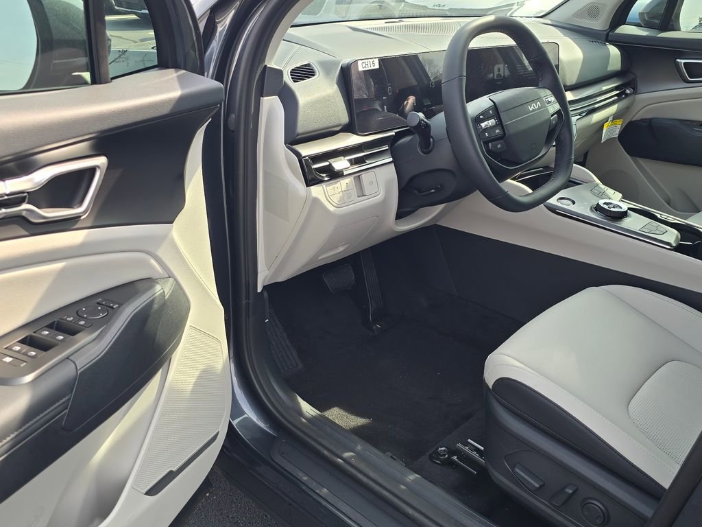 New 2026 Kia Sportage EX image 9