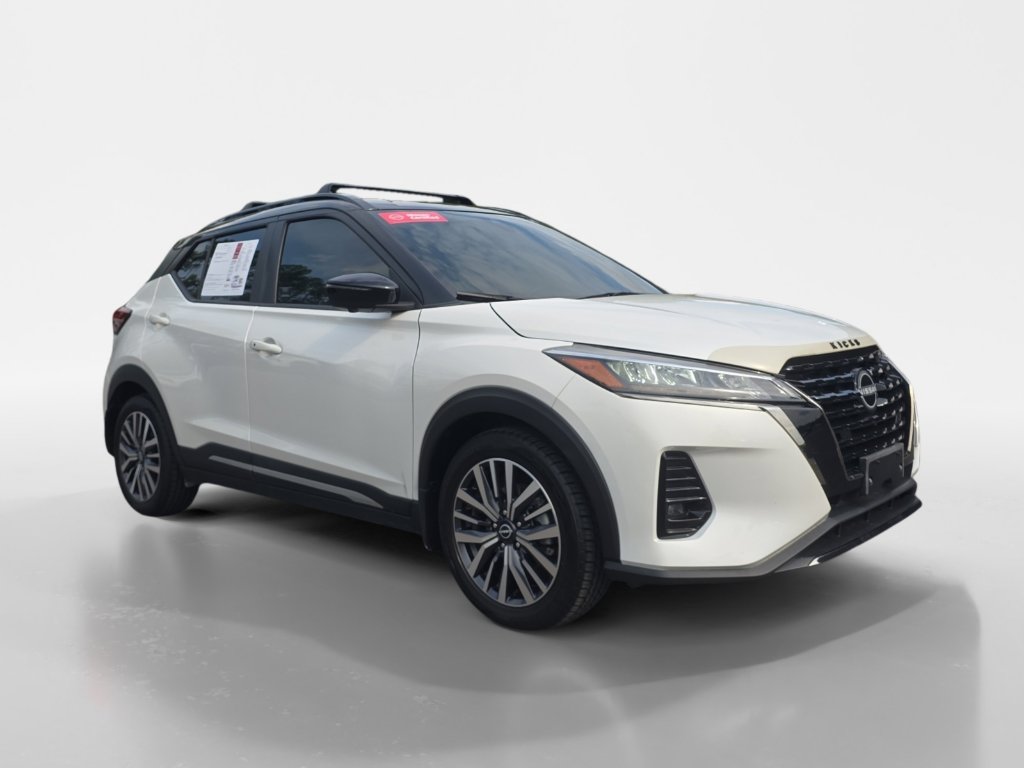 Certified 2023 Nissan Kicks SR w/ SR Premium Package image 8