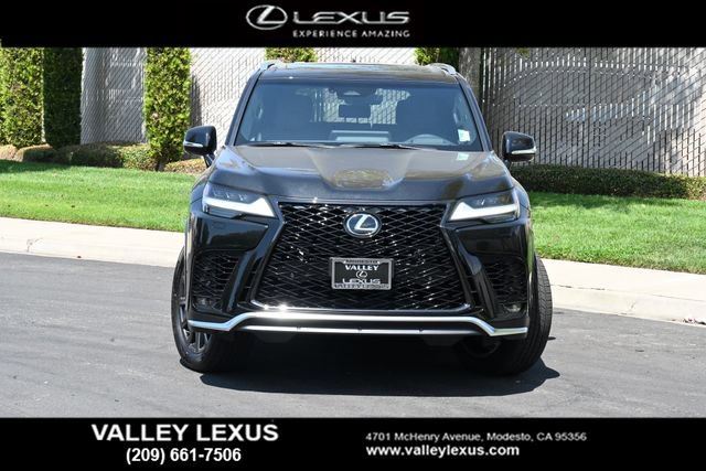 New 2026 Lexus LX 700h F Sport AWD/4WD image 2