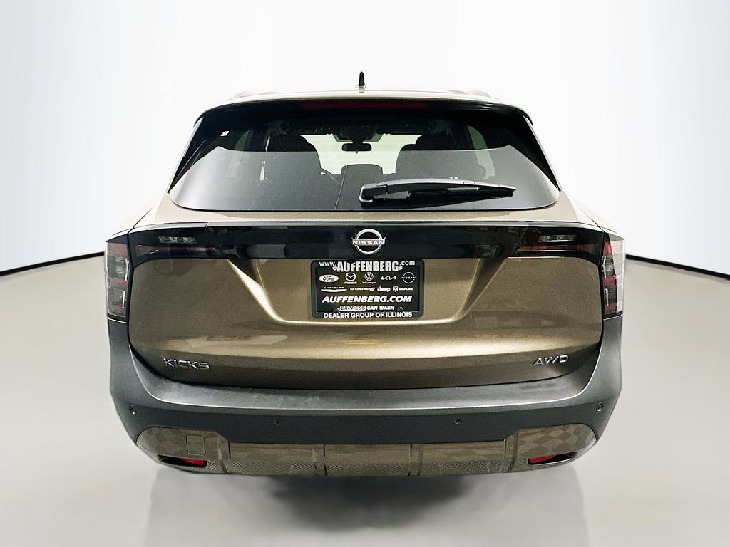 Used 2026 Nissan Kicks SV w/ Cold Weather Package image 18