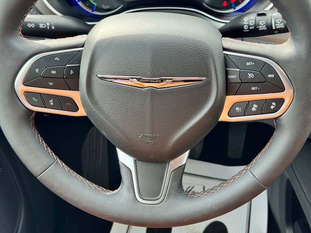 Used 2024 Chrysler Pacifica Pinnacle image 24