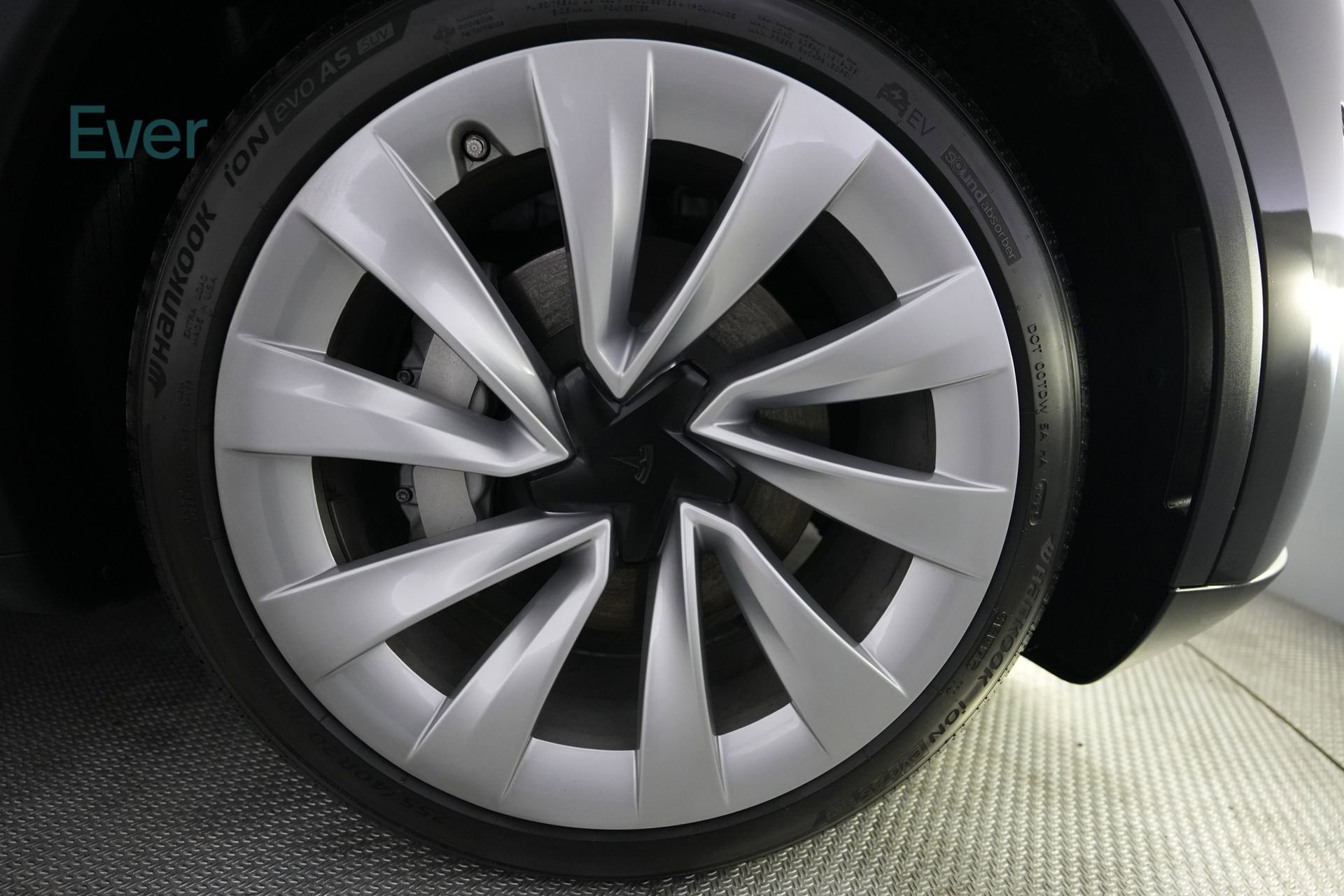 Used 2026 Tesla Model Y Long Range AWD/4WD image 20