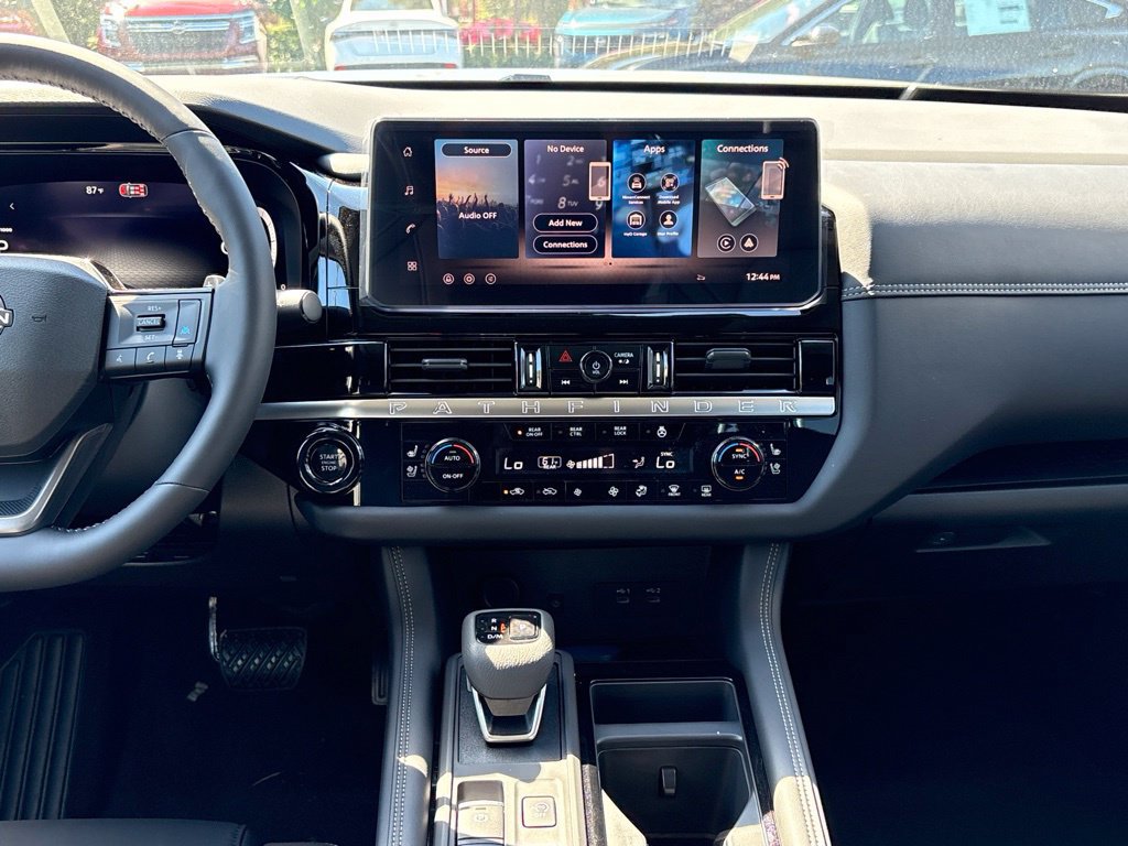 New 2026 Nissan Pathfinder Platinum FWD image 23
