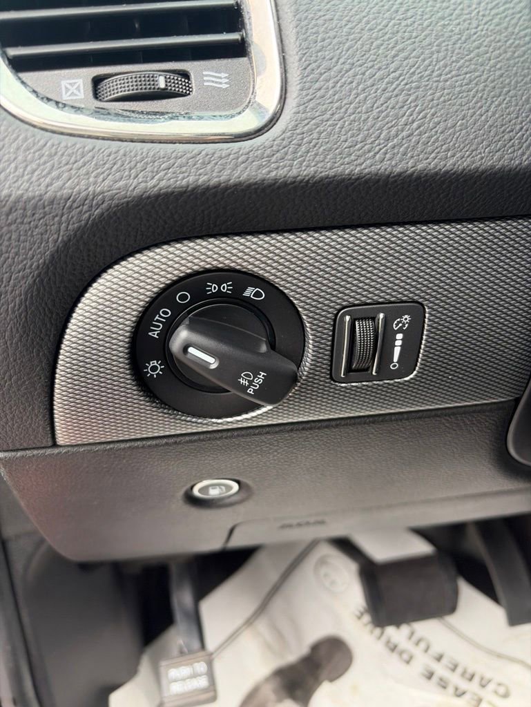 Used 2019 Dodge Durango GT AWD/4WD image 13