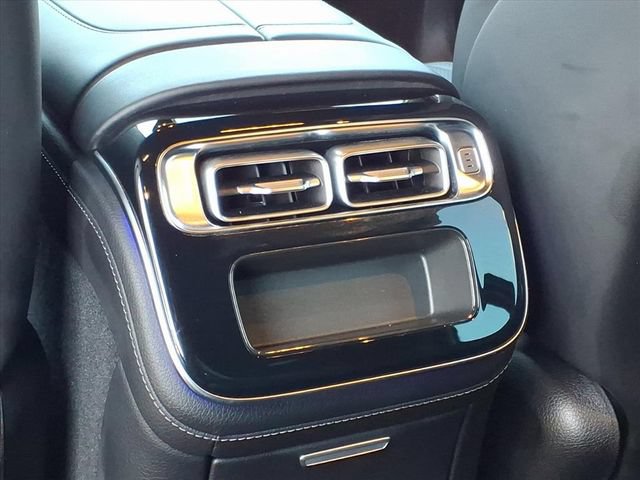 Used 2024 Mercedes-Benz S 580 4MATIC Sedan image 6