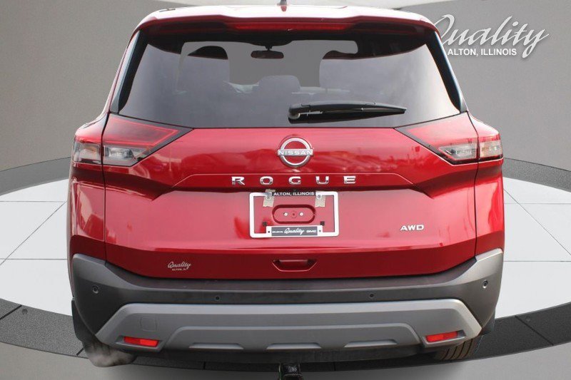 Used 2023 Nissan Rogue S image 5
