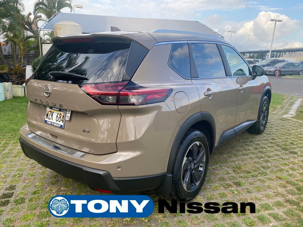 Certified 2024 Nissan Rogue SV w/ SV Premium Package image 25