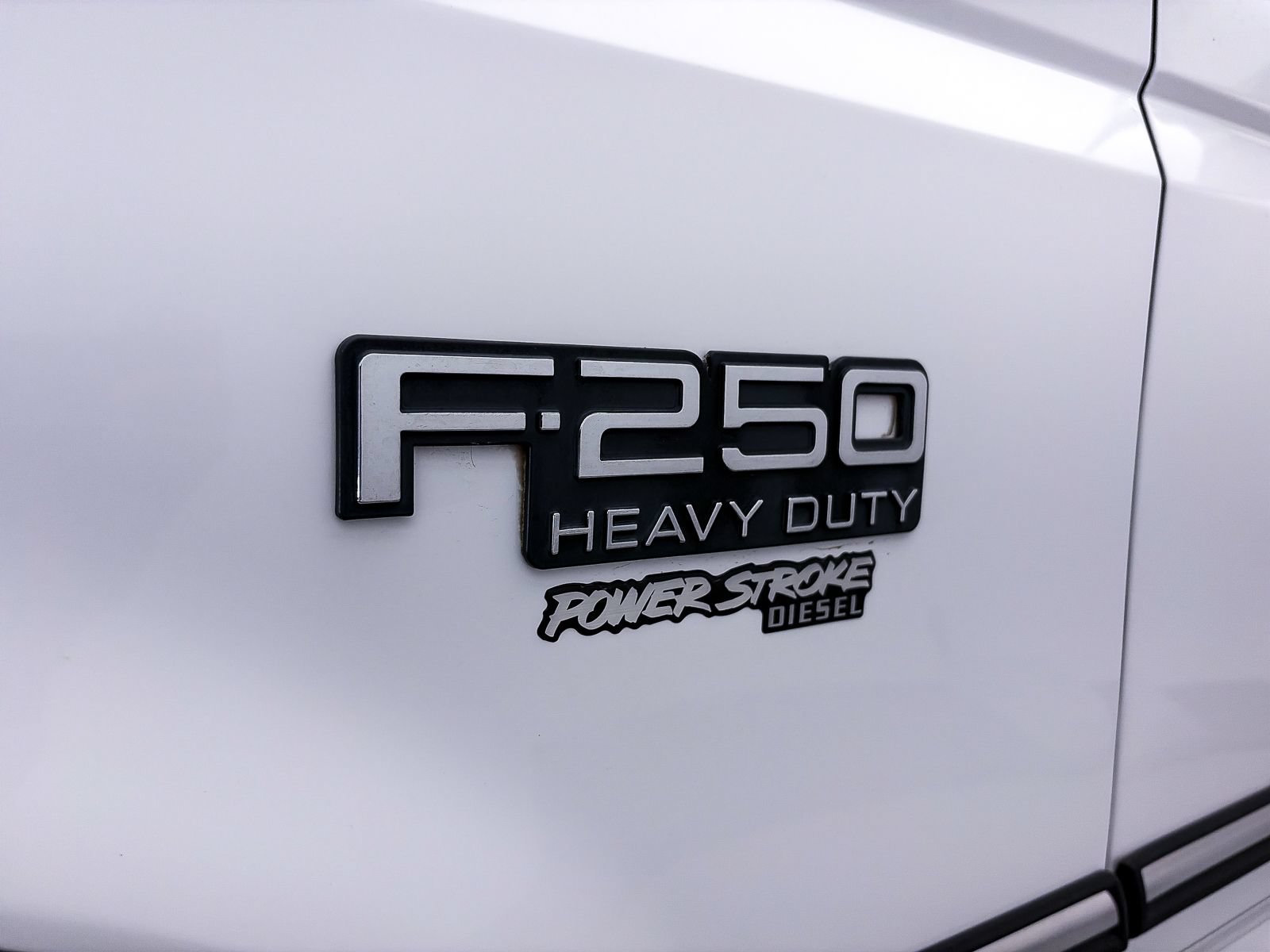 Used 1997 Ford F250 4x4 SuperCab Heavy Duty image 2