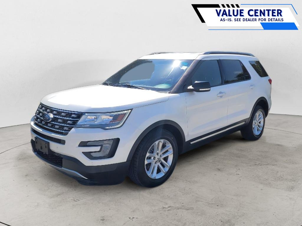 Used 2017 Ford Explorer XLT w/ Equipment Group 202A FWD image 1