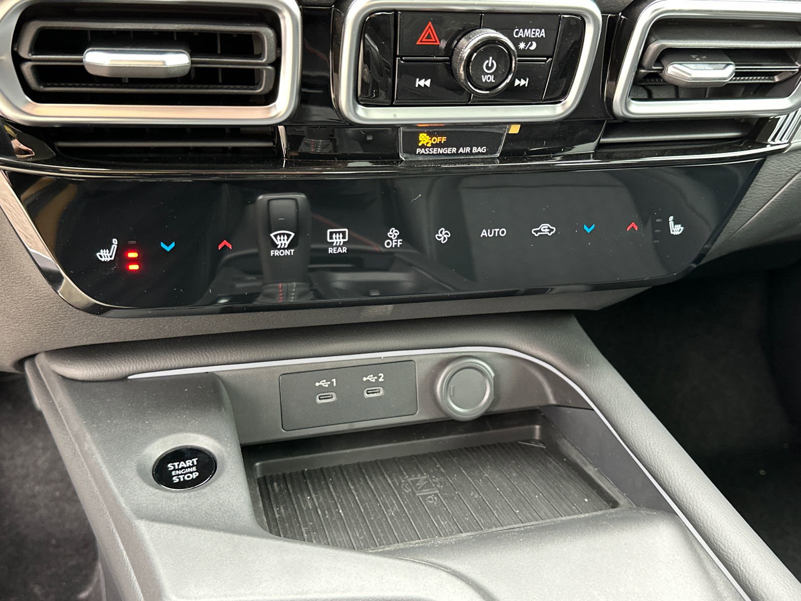 New 2026 Nissan Sentra SR w/ SR Premium Package image 31