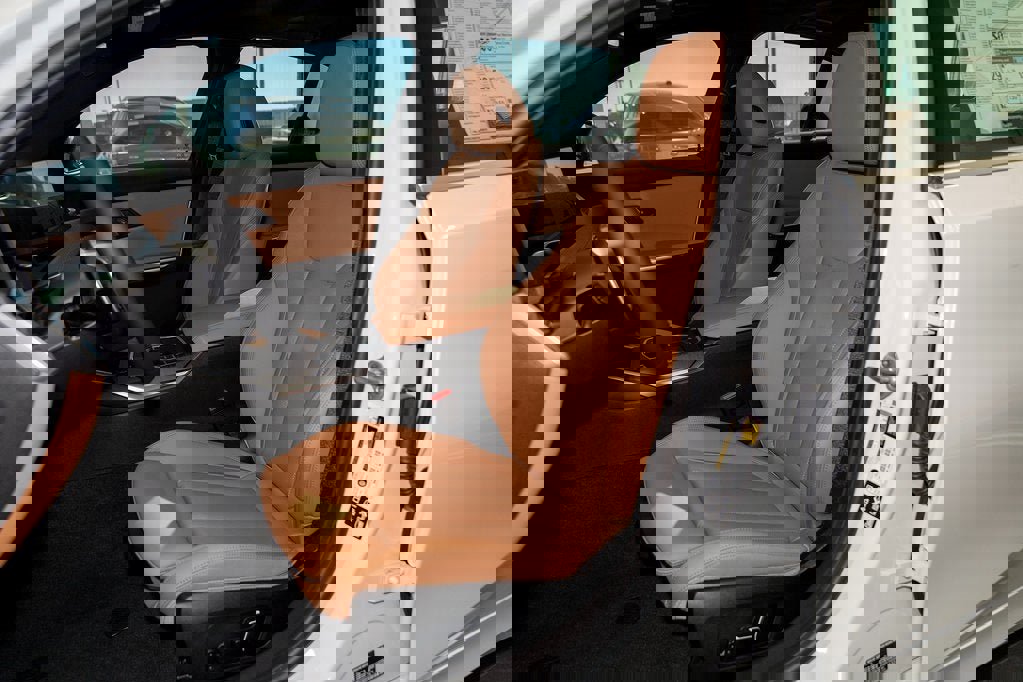 New 2026 BMW 330i xDrive Sedan w/ Premium Package image 33