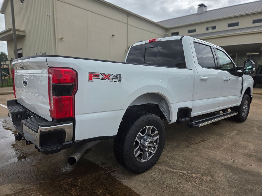 Used 2025 Ford F350 Lariat w/ FX4 Off-Road Package AWD/4WD image 5