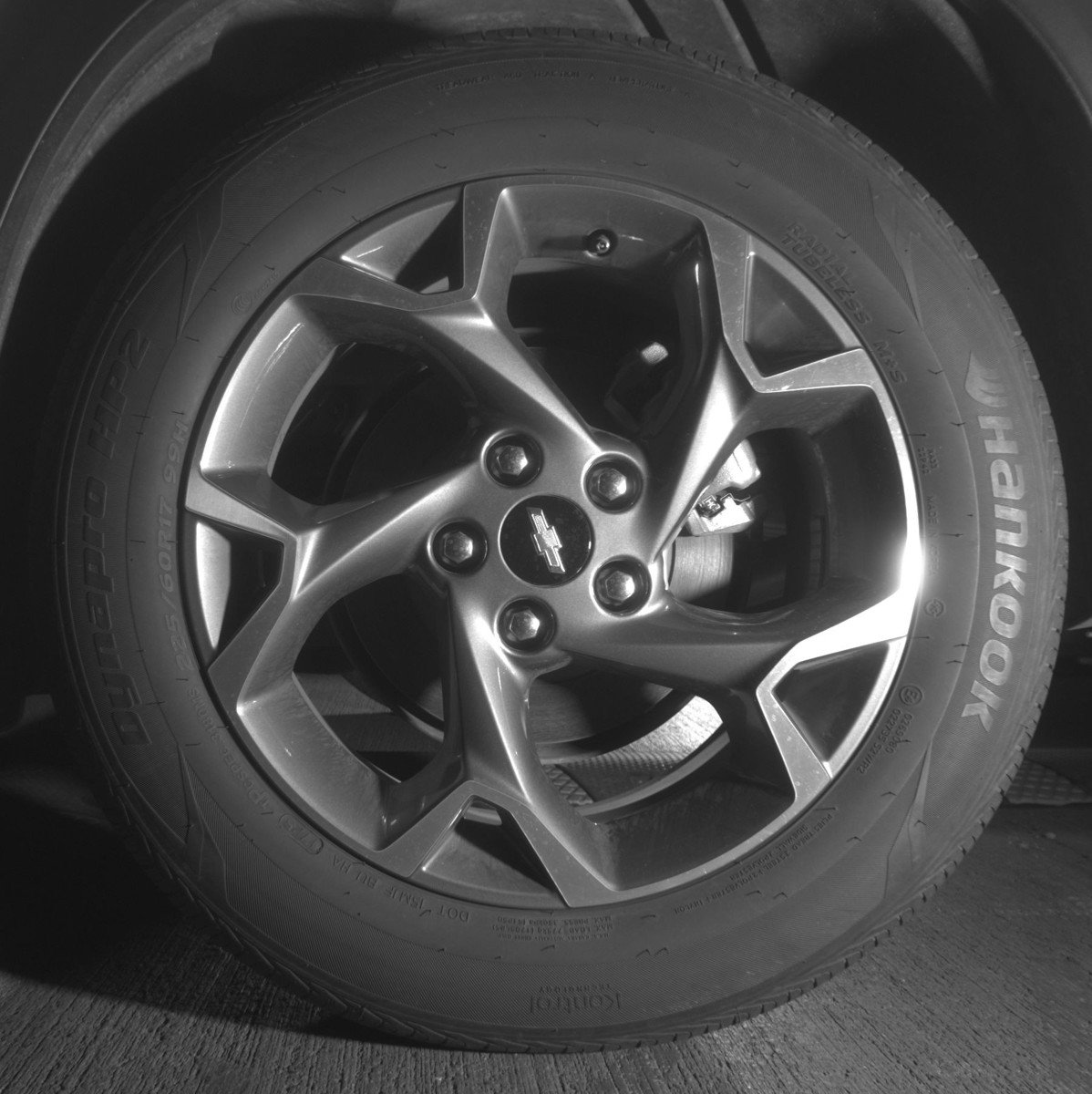 Used 2025 Chevrolet Trax LT FWD image 14