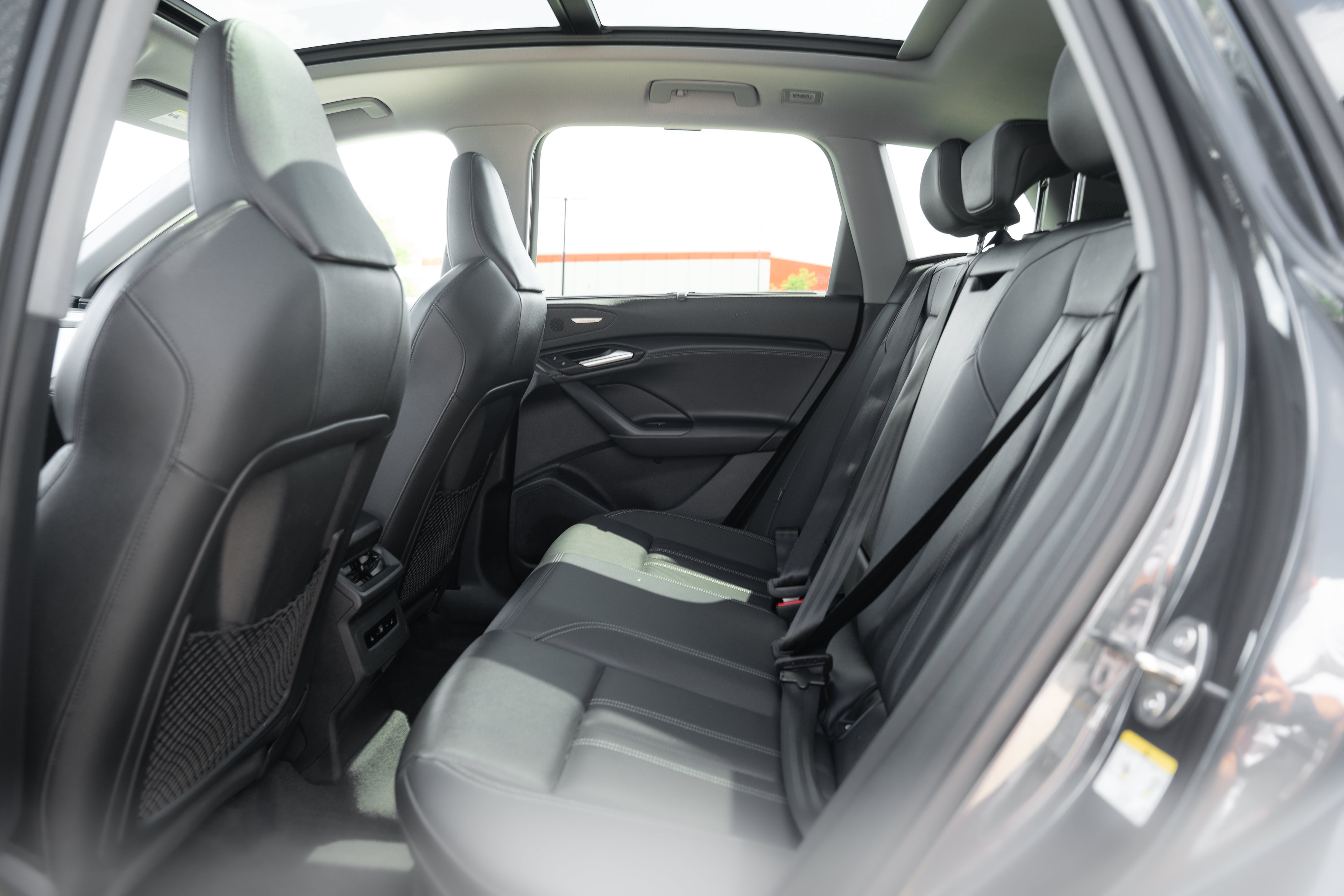 Certified 2025 Audi Q6 e-tron Premium Plus w/ Premium Plus AWD/4WD image 22