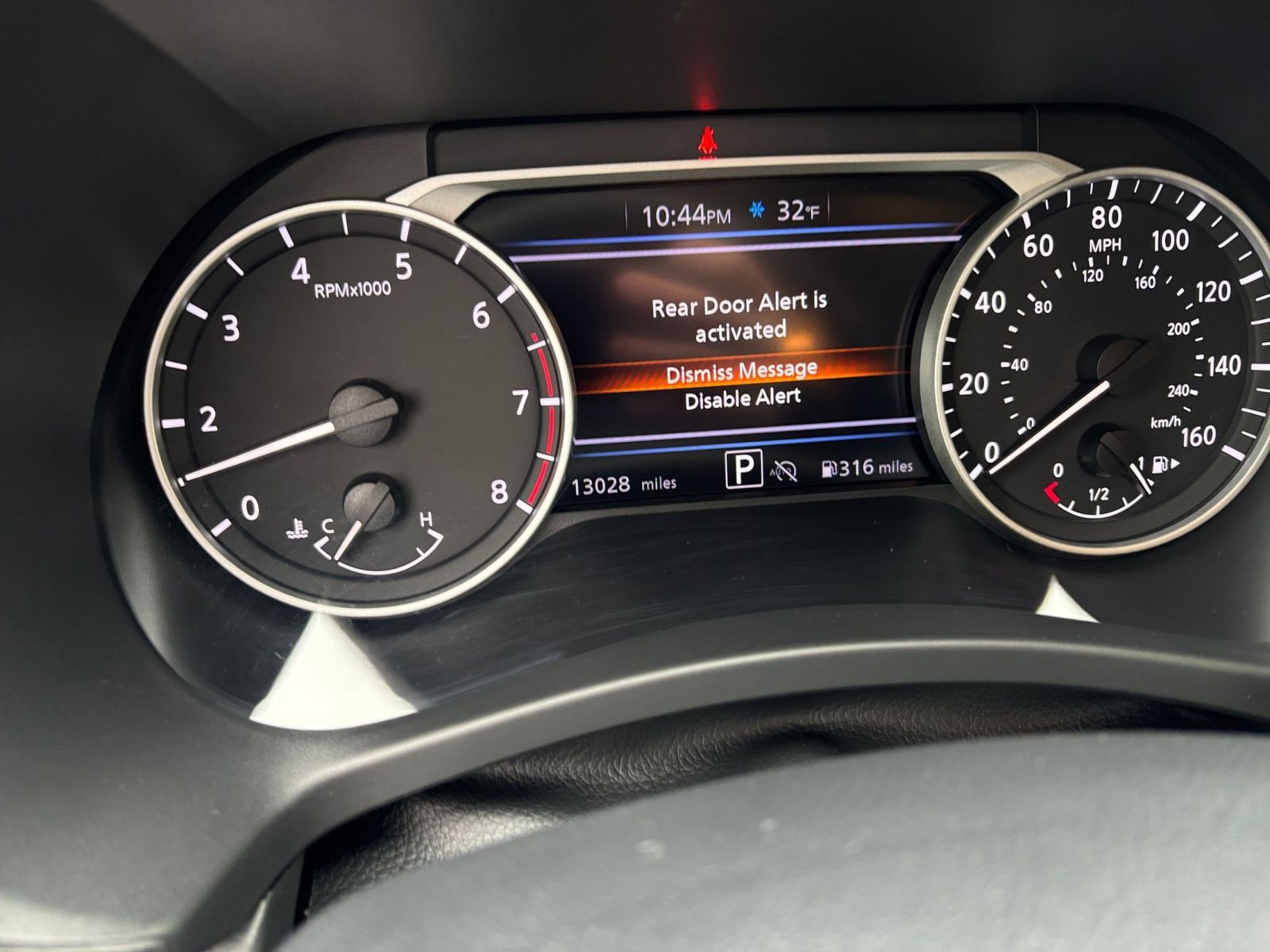 Used 2025 Nissan Sentra SV image 38