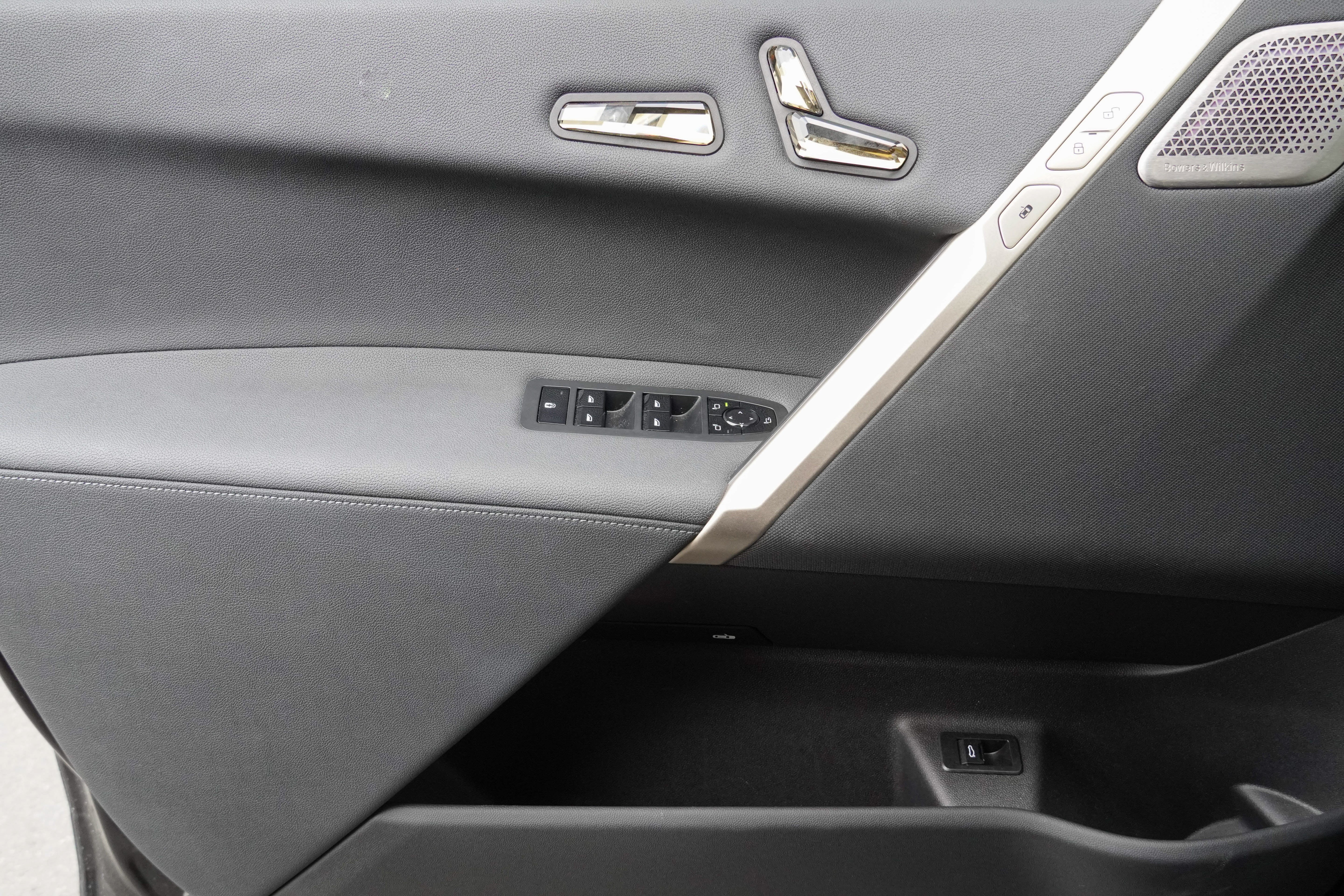 Certified 2024 BMW iX M60 AWD/4WD image 30
