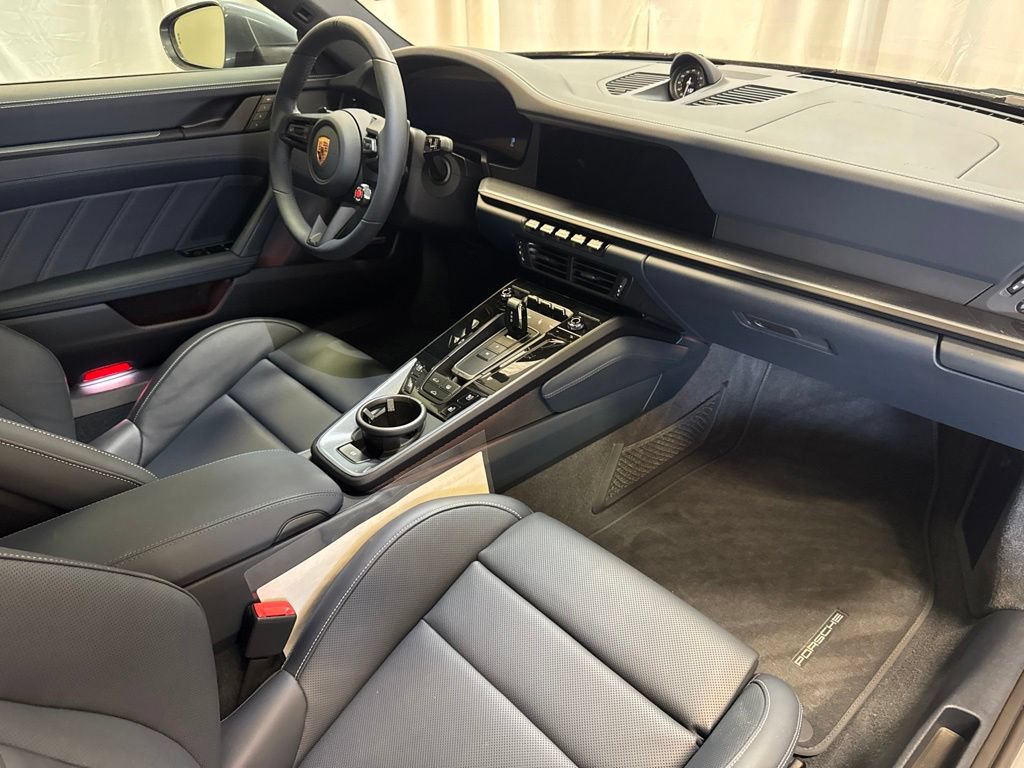Certified 2026 Porsche 911 Carrera S RWD image 31