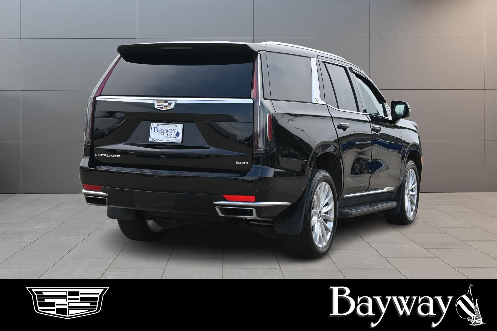 Used 2023 Cadillac Escalade Luxury AWD/4WD image 5