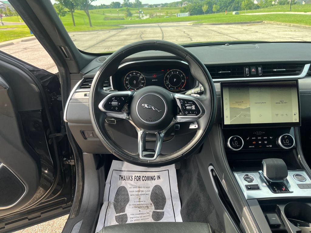Used 2024 Jaguar F-PACE R-Dynamic S AWD/4WD image 15