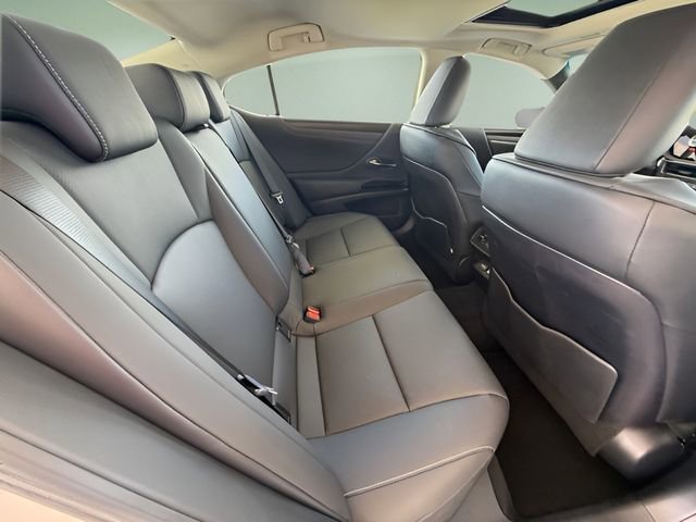 Used 2024 Lexus ES 350 w/ Premium Package image 26