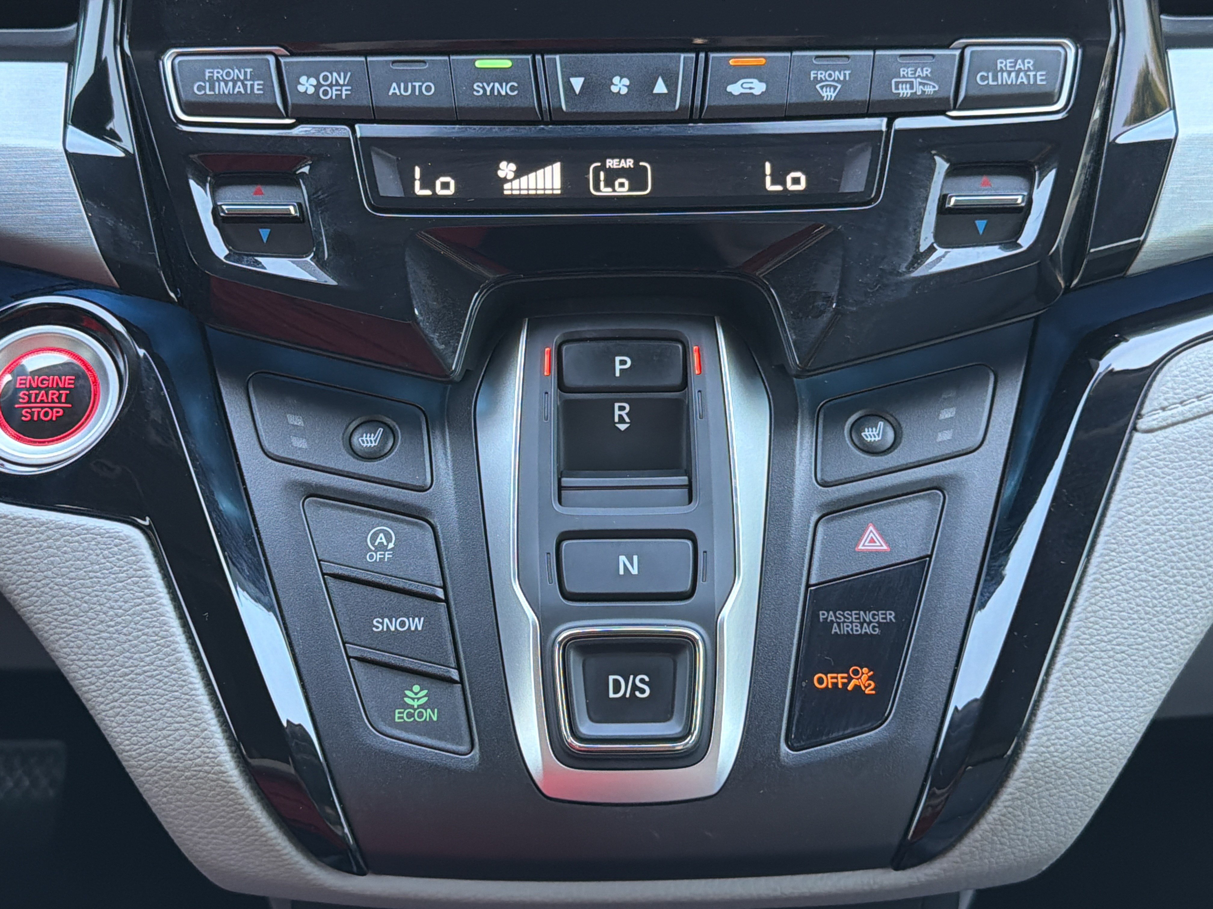 Certified 2024 Honda Odyssey Touring image 6