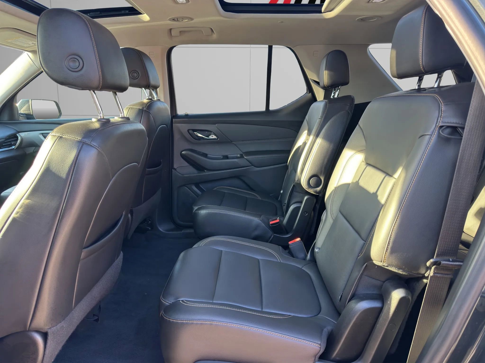 Used 2021 Chevrolet Traverse RS AWD/4WD image 13