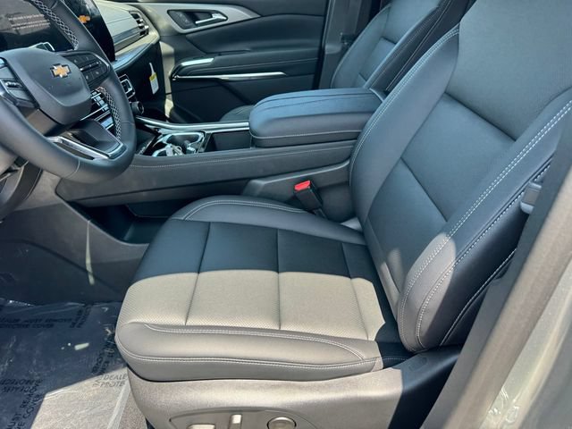 New 2026 Chevrolet Traverse LT w/ LPO, Floor Liner Package FWD image 14