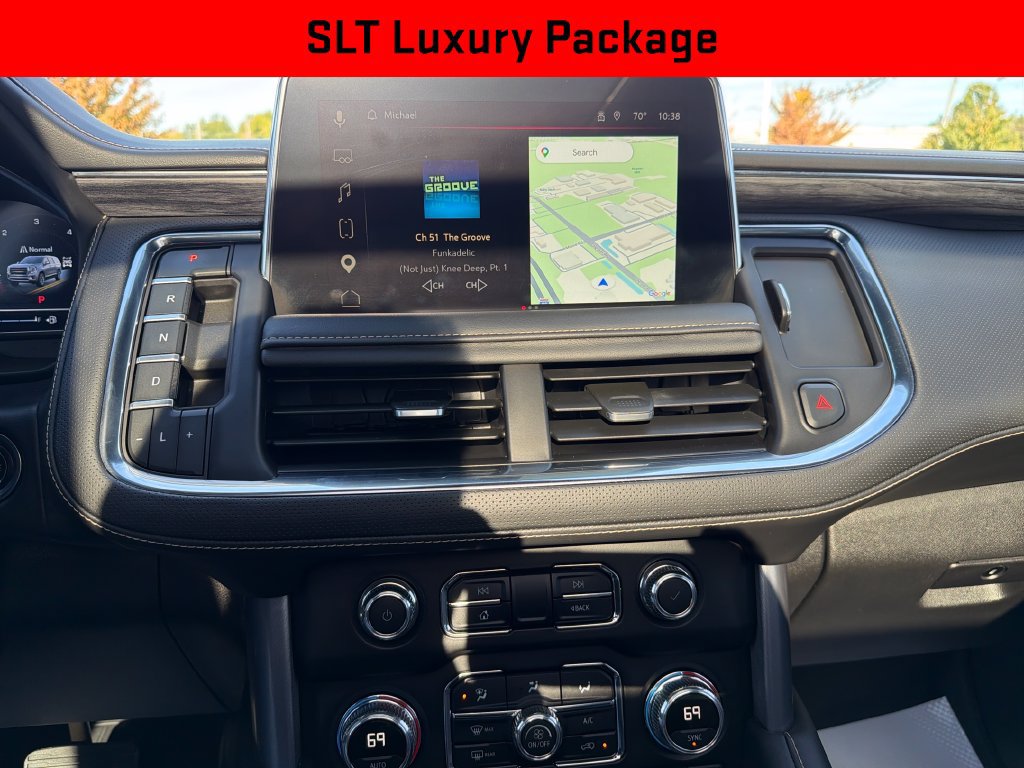 Certified 2023 GMC Yukon XL SLT w/ SLT Premium Package AWD/4WD image 22