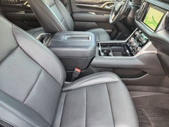 Used 2023 GMC Yukon Denali w/ LPO, Floor Liner Package AWD/4WD image 14