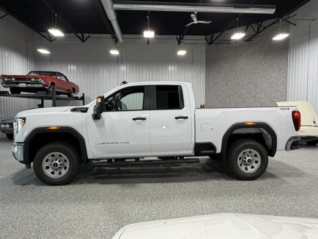 New 2026 GMC Sierra 2500 Pro w/ Convenience Package AWD/4WD image 2