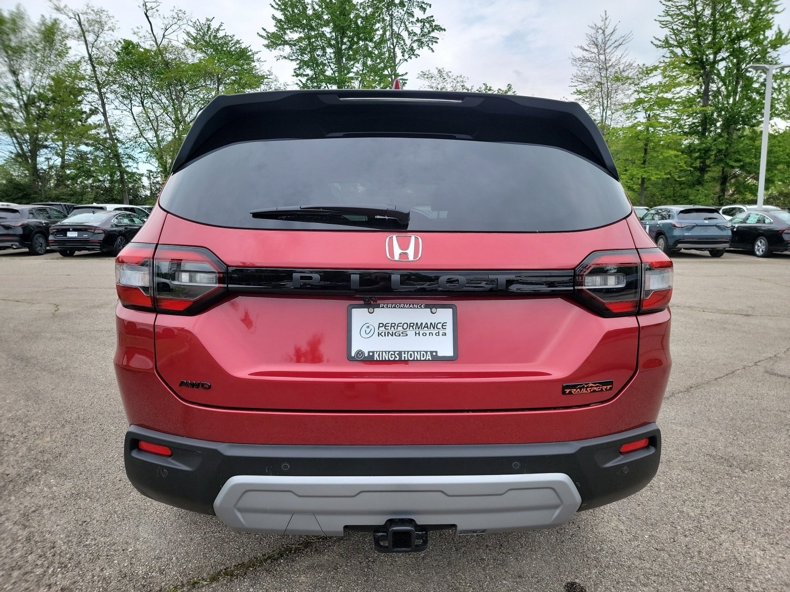 Used 2025 Honda Pilot TrailSport image 27