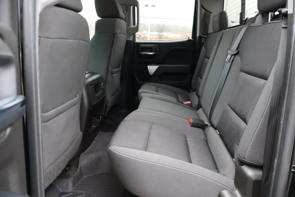 Used 2018 Chevrolet Silverado 1500 LT w/ All Star Edition image 37