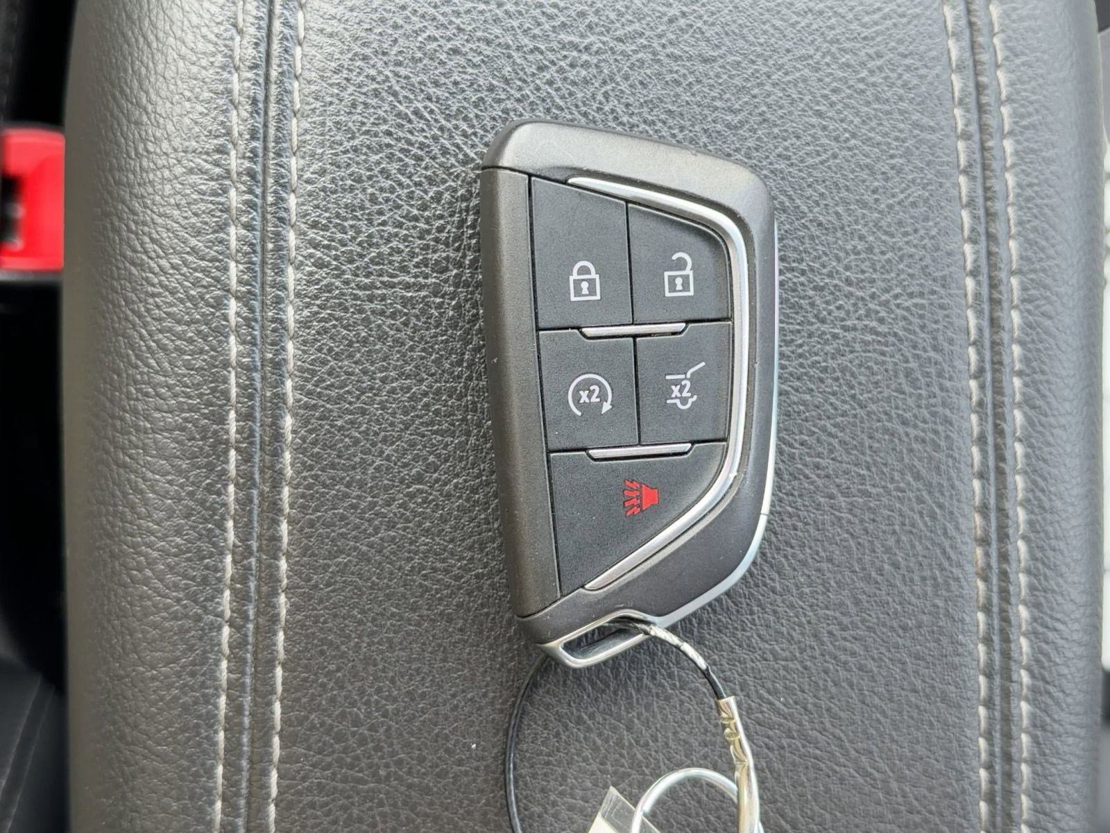 Certified 2025 Cadillac XT4 Premium Luxury image 24