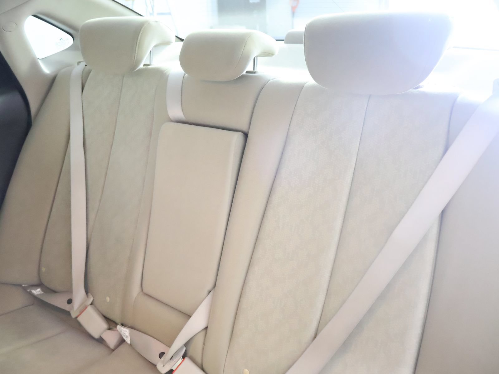 Used 2010 Hyundai Elantra GLS w/ Sunroof Pkg 3 FWD image 40