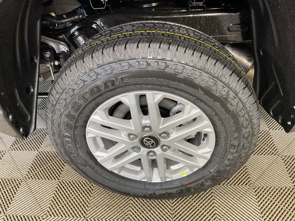 New 2026 Toyota Tundra SR5 image 5