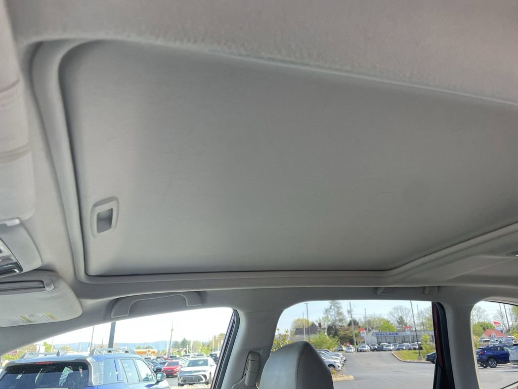 Used 2014 Subaru Forester 2.5i Limited image 10